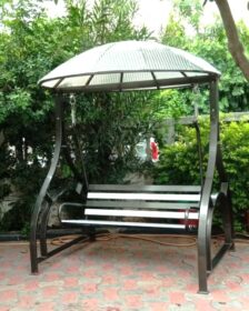 Robec Metal Seat Round Roof - Black